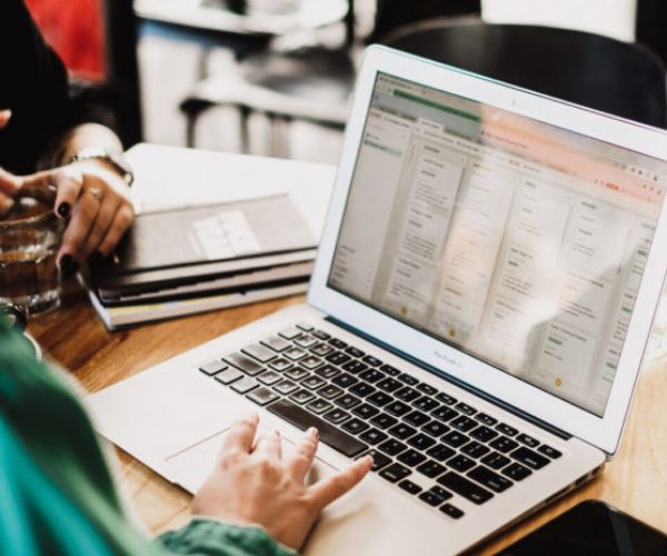 Nuovo sistema di prenotazione online per il rilascio della Carta d’Identità Elettronica (CIE)